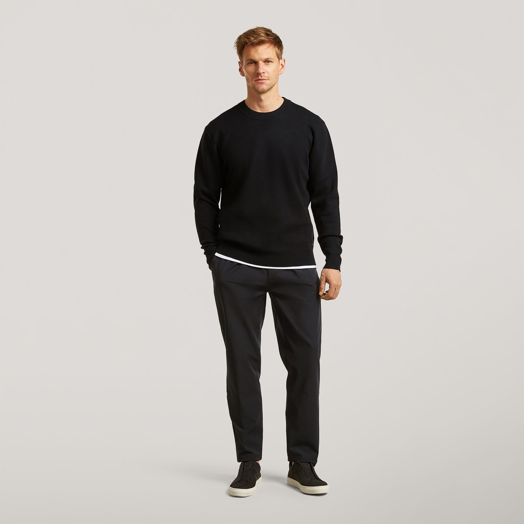 HAMPTON | Pure Black