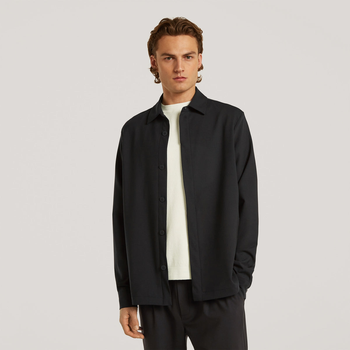 MORRISON | Pure Black
