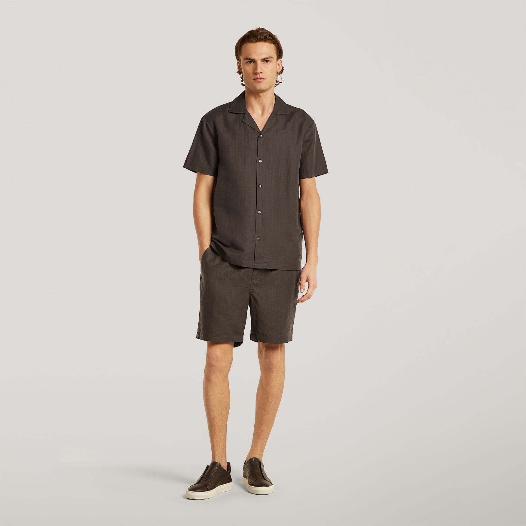 TANNER | Dark Brown