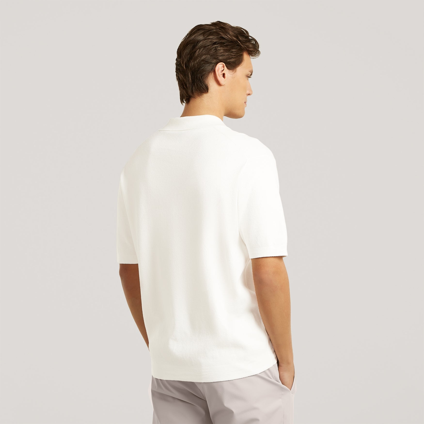 CLIFTON | Off White
