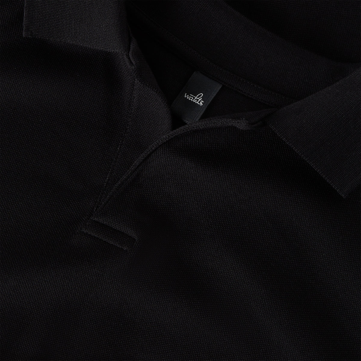 BARLOW | Pure Black
