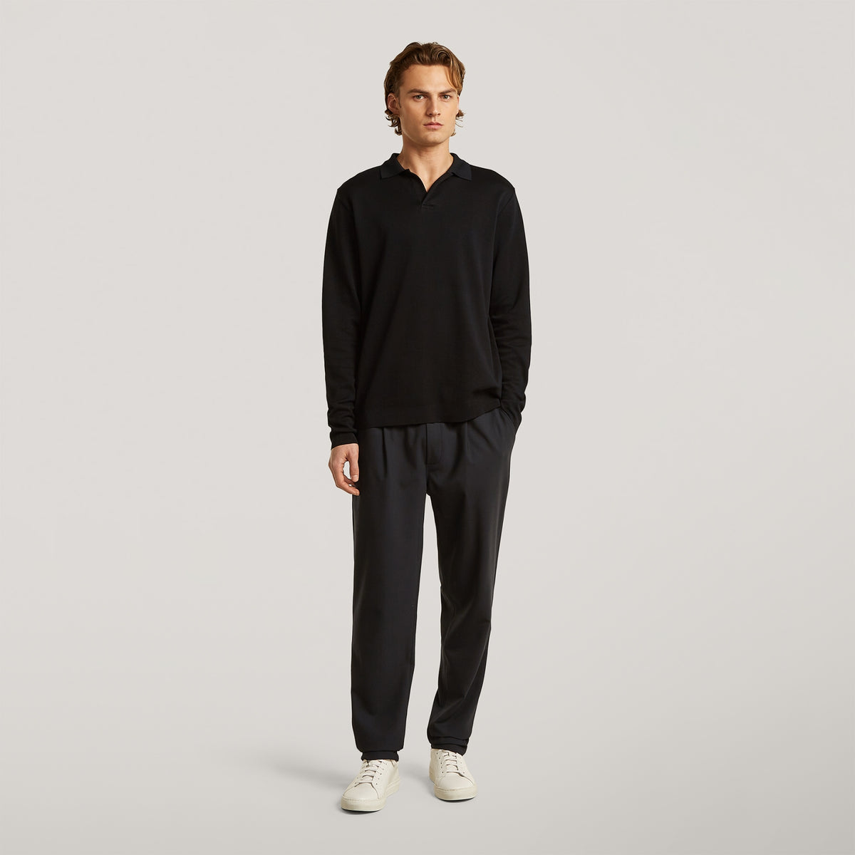 BARLOW | Pure Black
