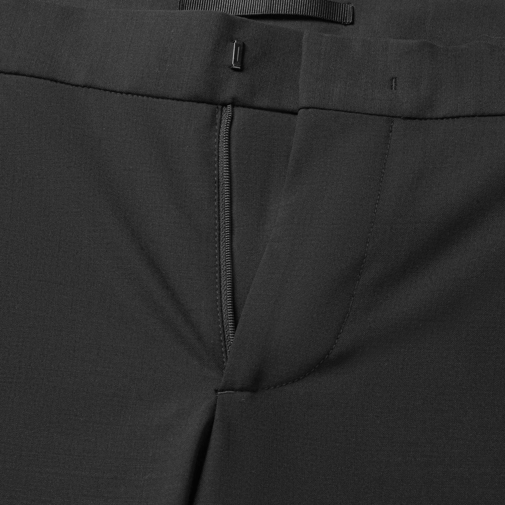 BRETT Wool | Pure Black