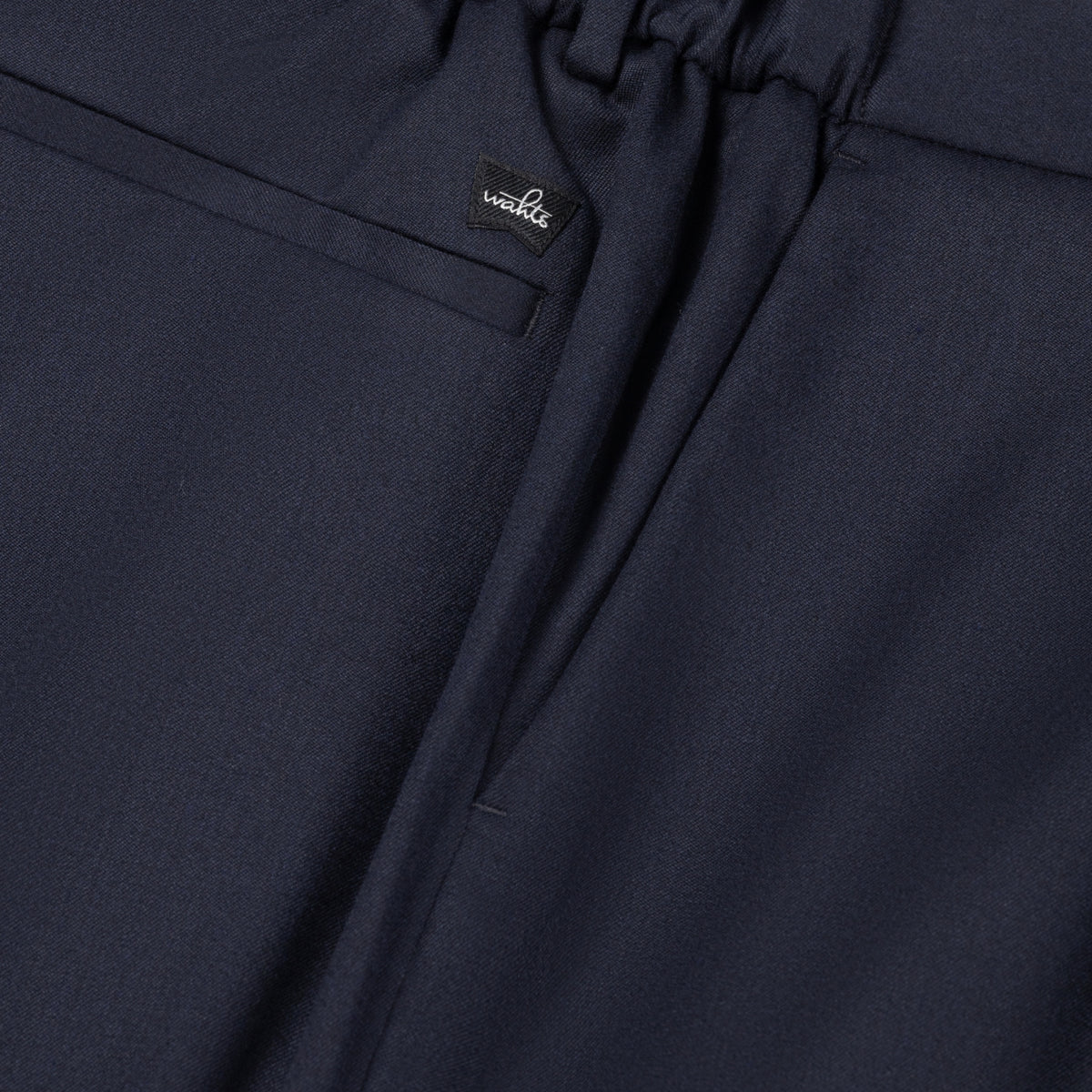 BARRETT | Deep Navy