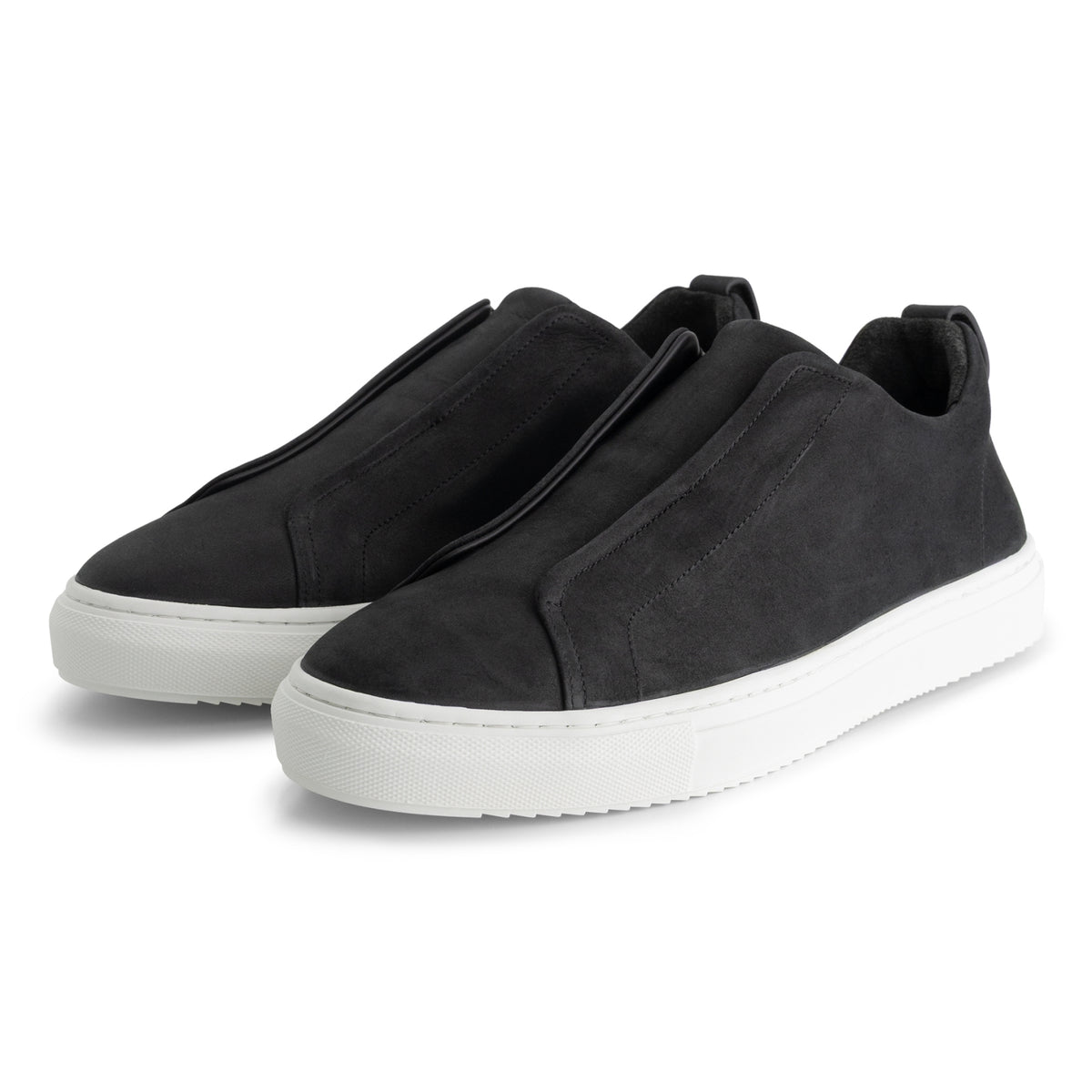 HIGGINGS | Off Black