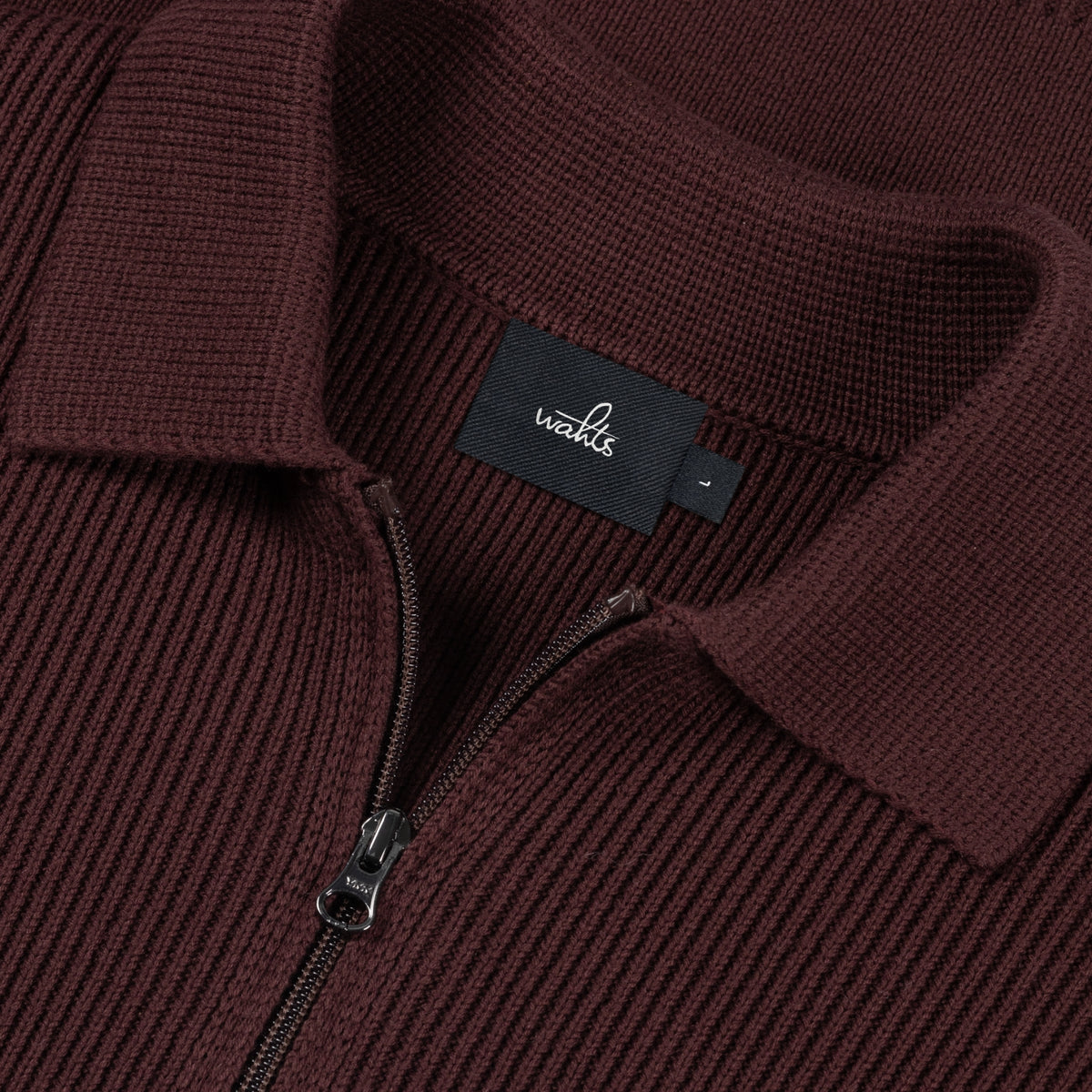 WELLS | Burgundy
