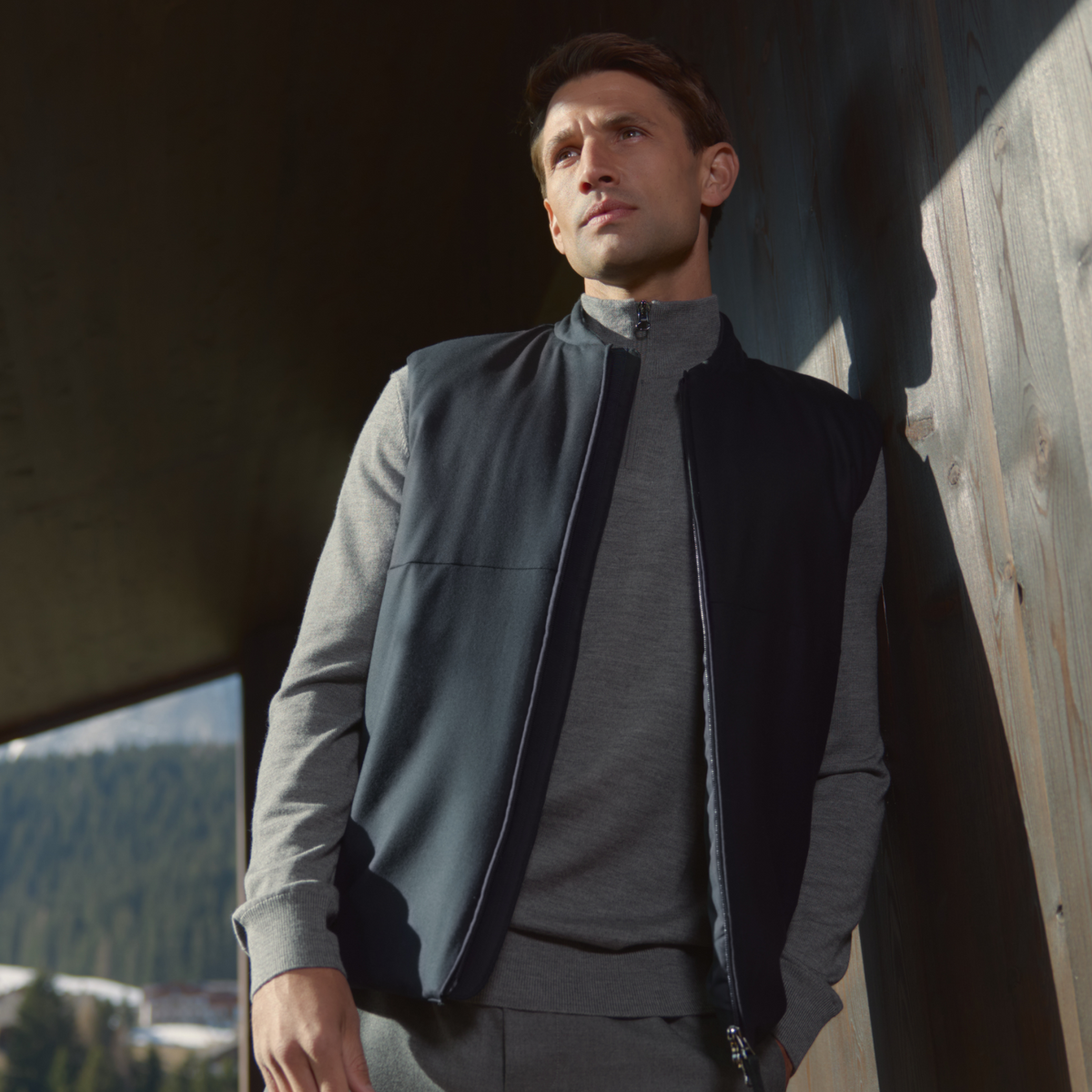MITCH | Dark Navy