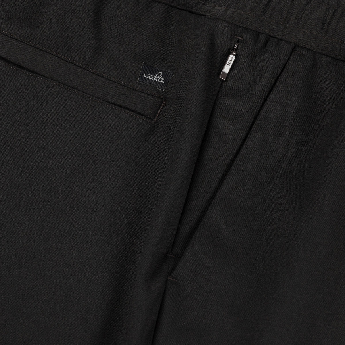 HUNTER | Deep Brown