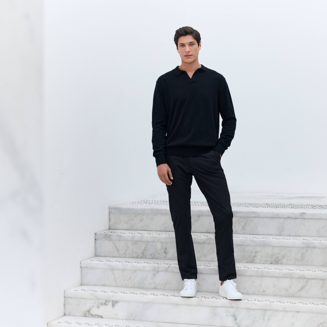 STERLING | Pure Black
