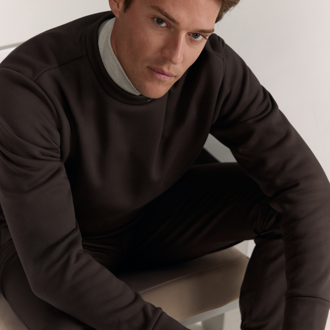 YATES | Dark Brown