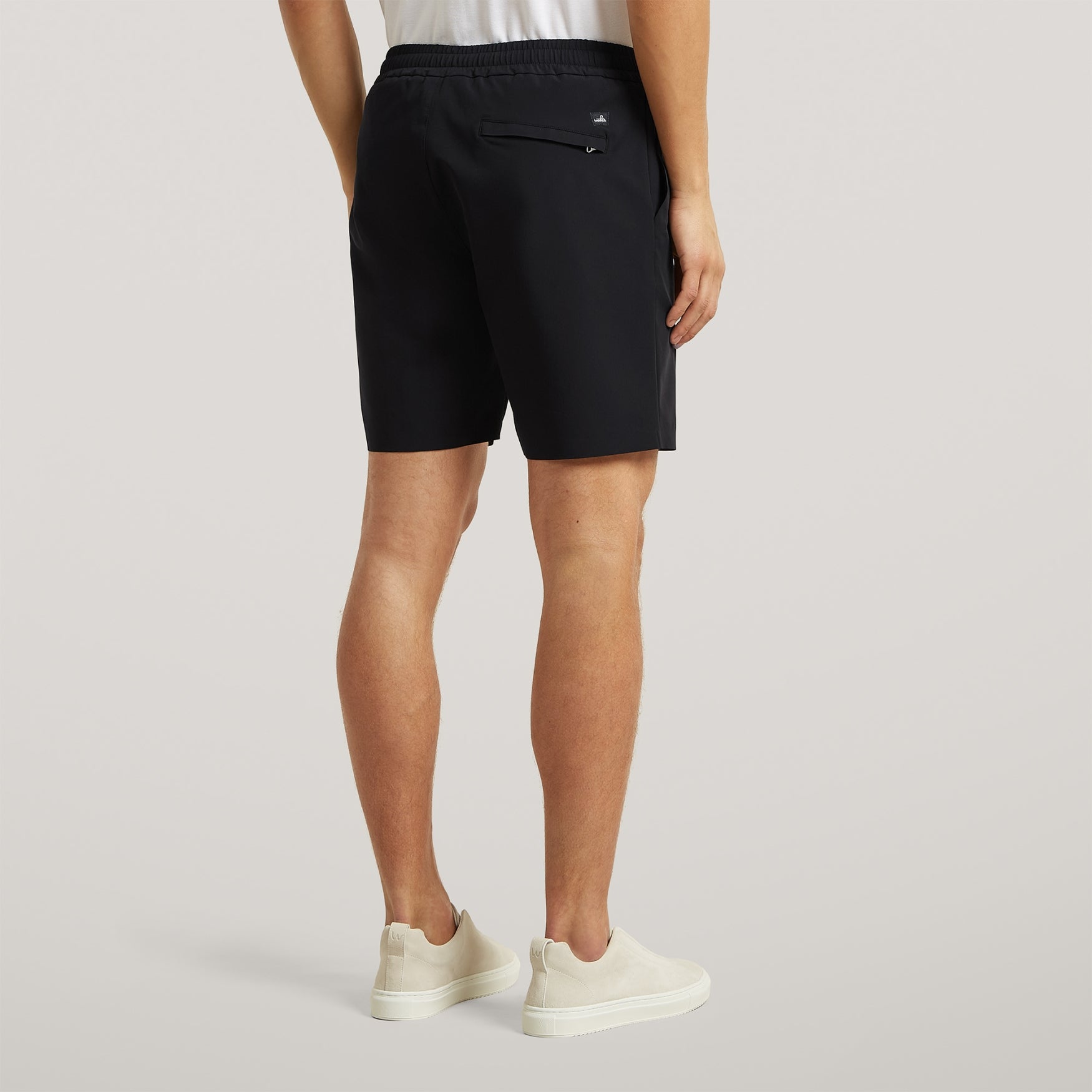 ROSS | Pure Black