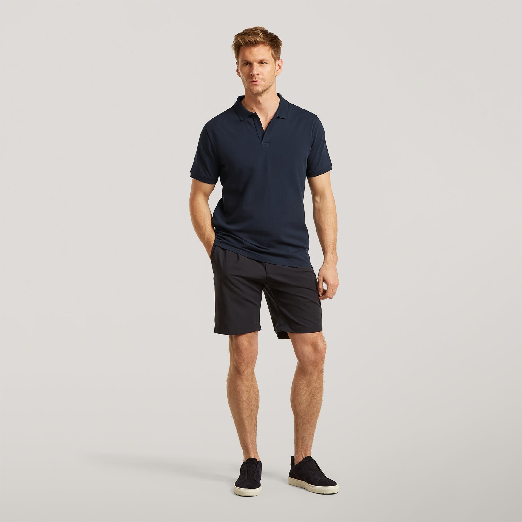 HASTINGS | Deep Navy