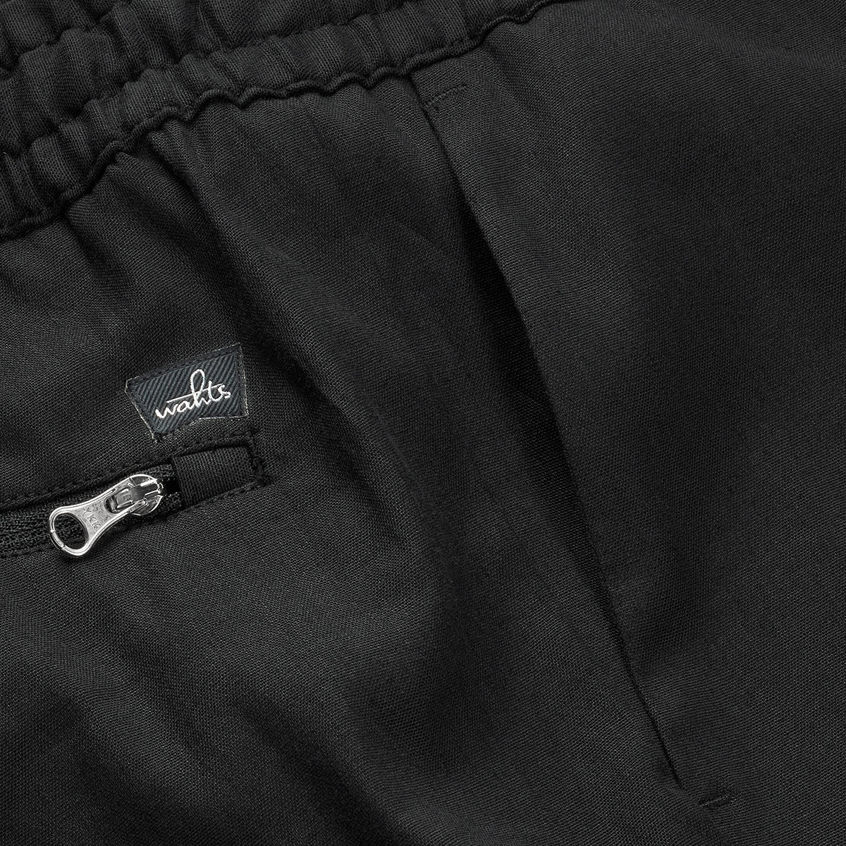 CARL | Pure Black