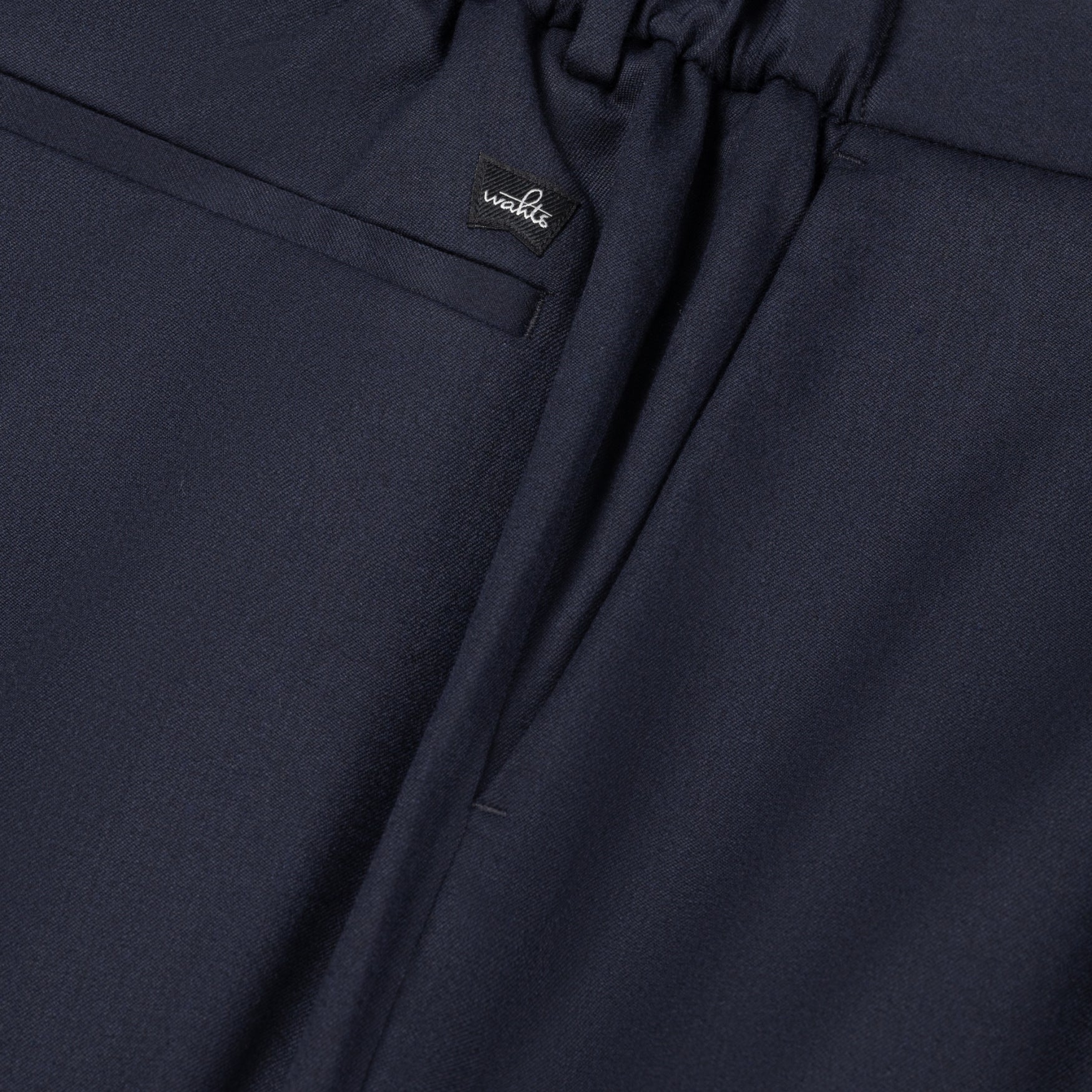 BARRETT | Deep Navy