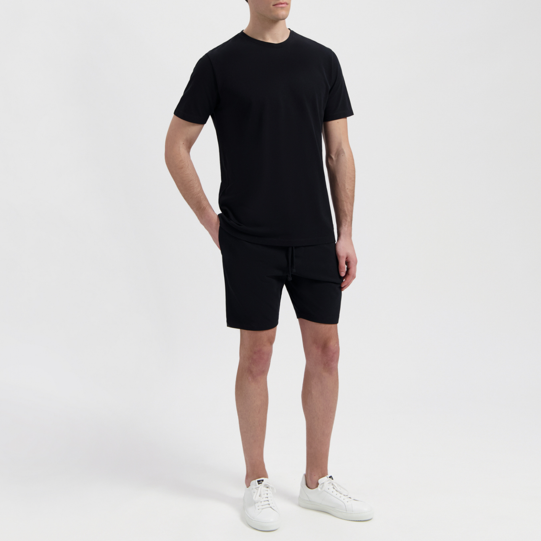DEAN | Pure Black