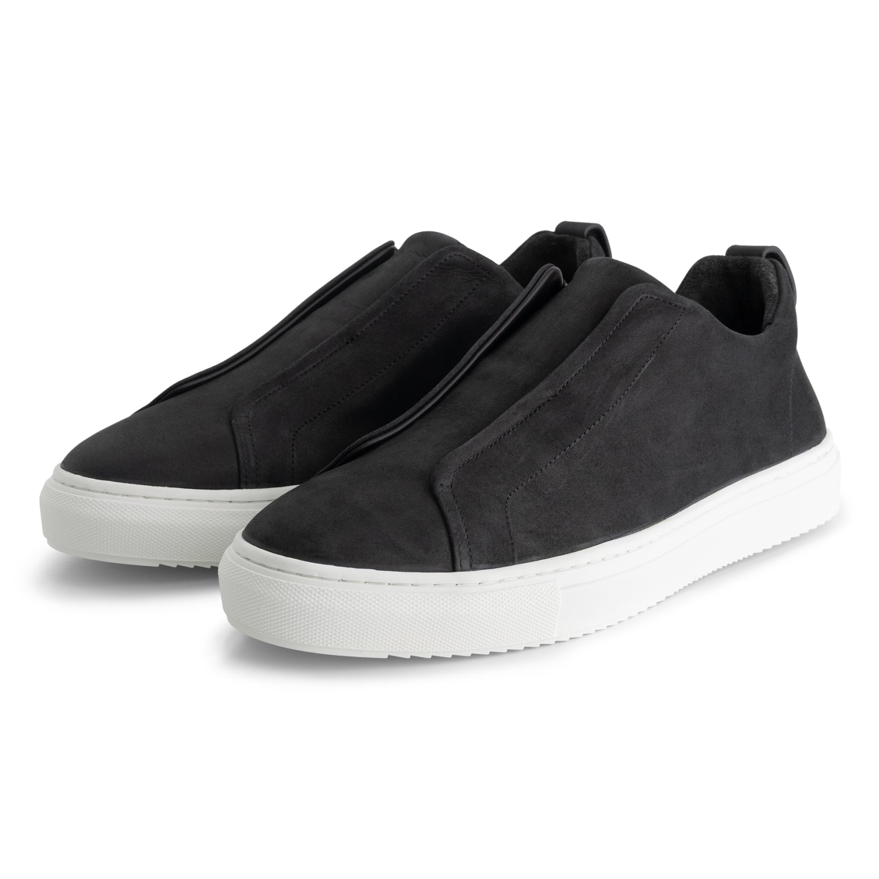 HIGGINGS | Off Black