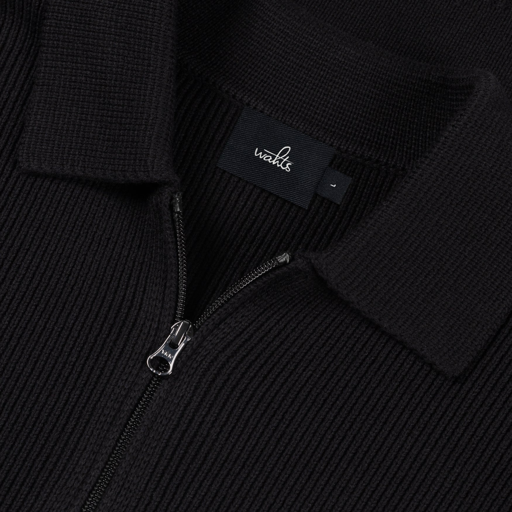 WELLS | Pure Black