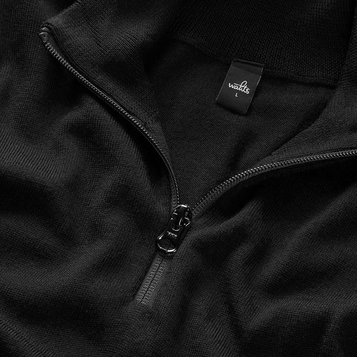 LUKE | Pure Black