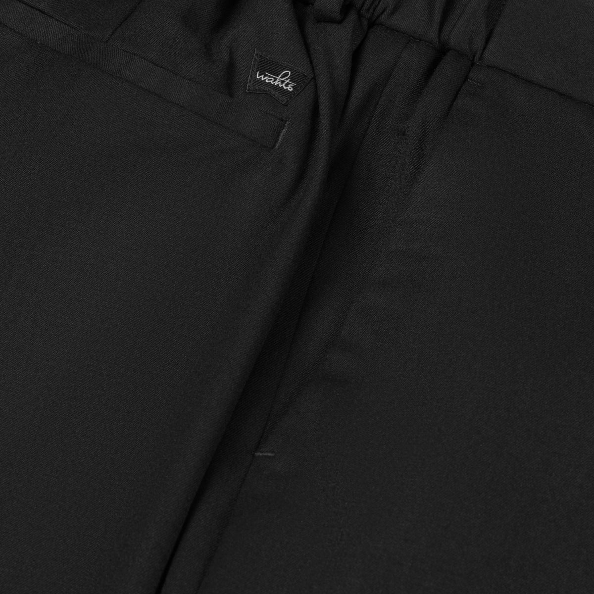 BECKETT | Deep Brown