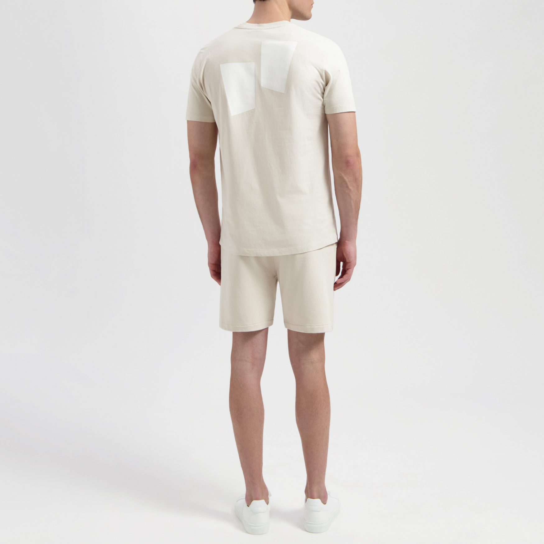 WYNN-Graphic | White Sand